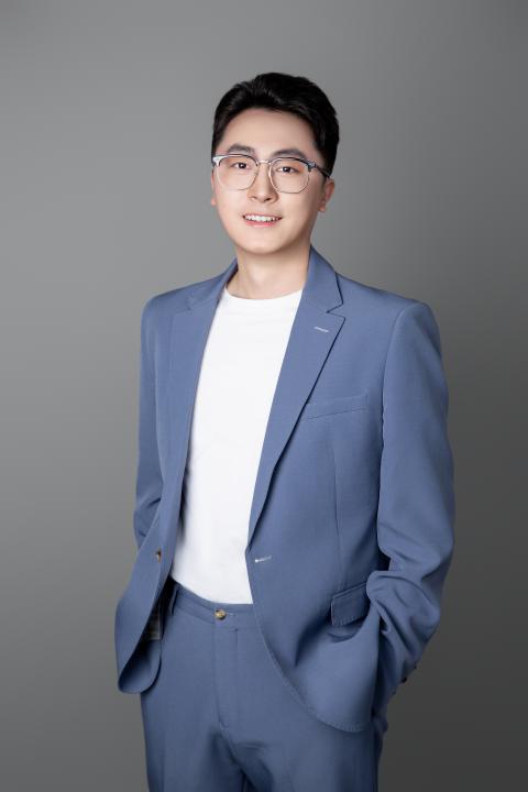 杨露权
